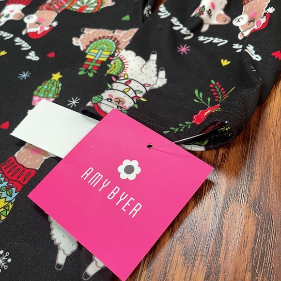 NWT-Girls X-Large Night gown/Dress. Christmas Llamas & Cactus 🎁Stocking stuffer - Picture 5 of 11